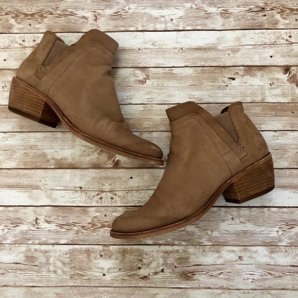 DV booties